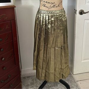 🆕Calligraphie Gold Metallic Pleated Skirt